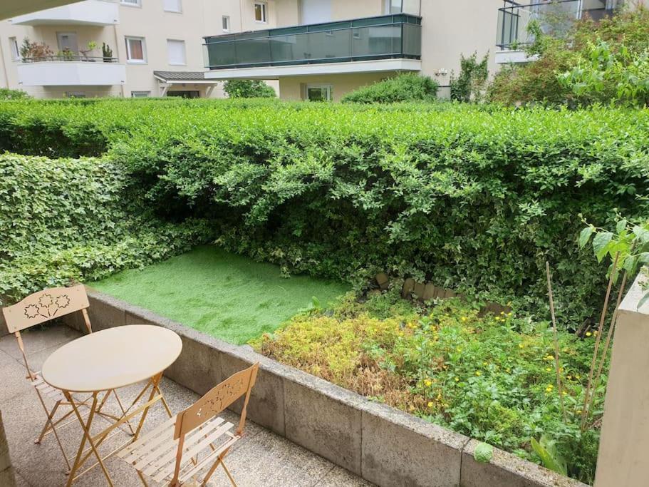 Apartmán 62 M2 Rez De Jardin, Terrasse , 6 Lits Et Parking Annecy Exteriér fotografie